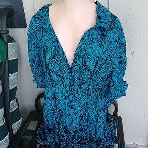 Lane Bryant' Spring Pleated blouse NWOT sz 22/24.